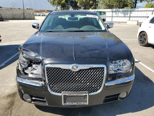 2C3CA6CT3AH251079 - 2010 CHRYSLER 300C BLACK photo 5