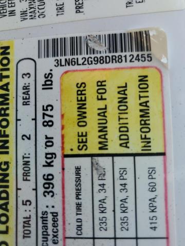 3LN6L2G98DR812455 - 2013 LINCOLN MKZ WHITE photo 12