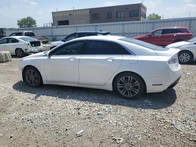 3LN6L2G98DR812455 - 2013 LINCOLN MKZ WHITE photo 2