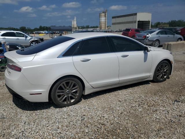 3LN6L2G98DR812455 - 2013 LINCOLN MKZ WHITE photo 3