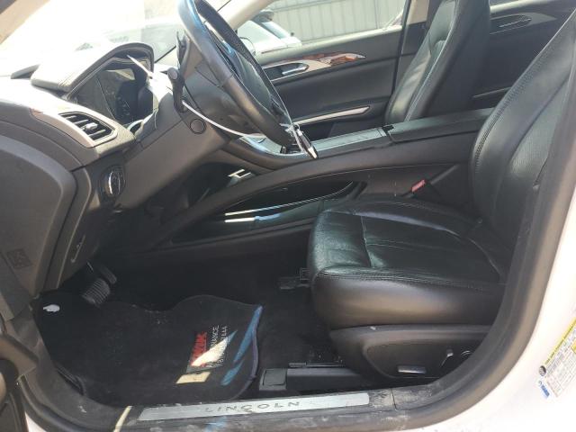 3LN6L2G98DR812455 - 2013 LINCOLN MKZ WHITE photo 7