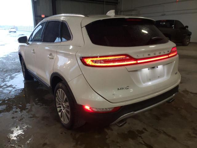 5LMCJ3C93JUL07915 - 2018 LINCOLN MKC RESERVE WHITE photo 3