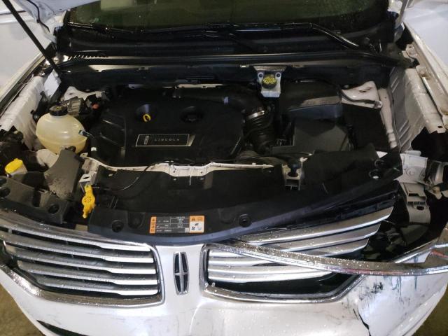 5LMCJ3C93JUL07915 - 2018 LINCOLN MKC RESERVE WHITE photo 7