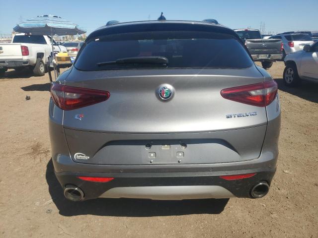 ZASFAKNN0J7B66929 - 2018 ALFA ROMEO STELVIO TI SPORT GRAY photo 6