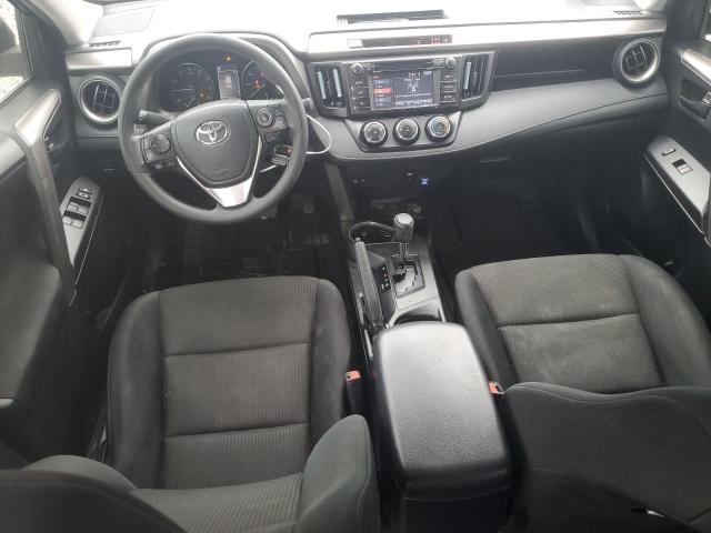 JTMZFREV2JJ752194 - 2018 TOYOTA RAV4 LE ნაცრისფერი ფოტო 8