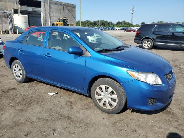 2T1BU4EE8AC531429 - 2010 TOYOTA COROLLA BASE BLUE photo 4