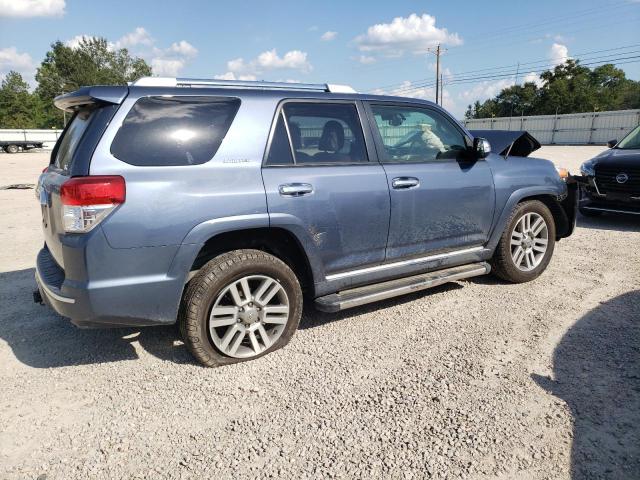 JTEZU5JR5B5033003 - 2011 TOYOTA 4RUNNER SR5 BLUE photo 3