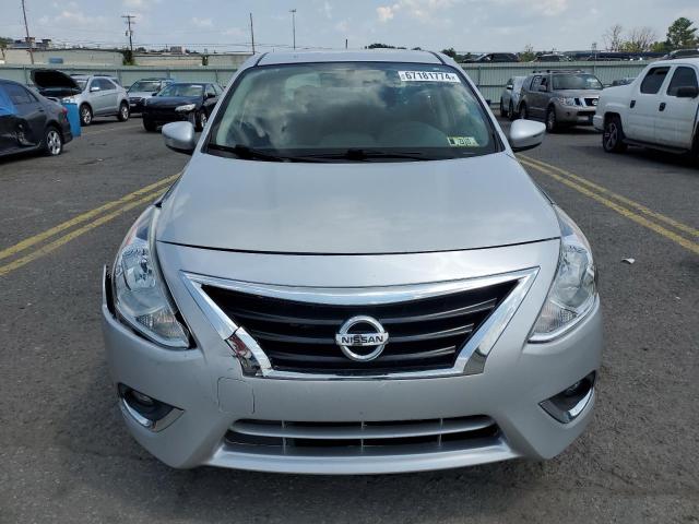 3N1CN7APXFL916623 - 2015 NISSAN VERSA S SILVER photo 5