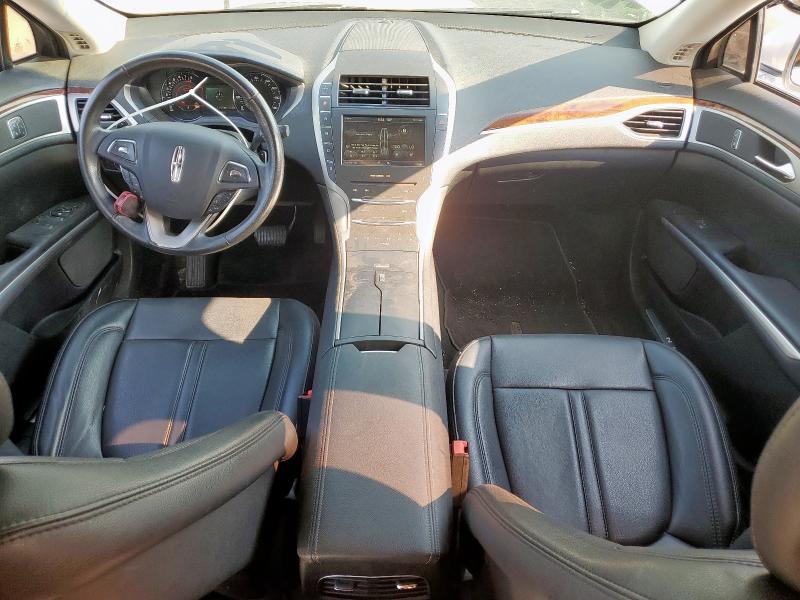 3LN6L2G90GR605482 - 2016 LINCOLN MKZ SILVER photo 8