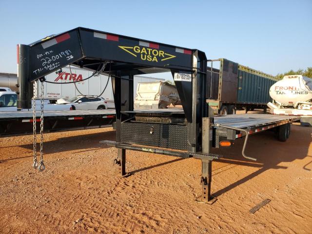 4Z1GF3528NS004699 - 2022 UTILITY TRAILER BLACK photo 2