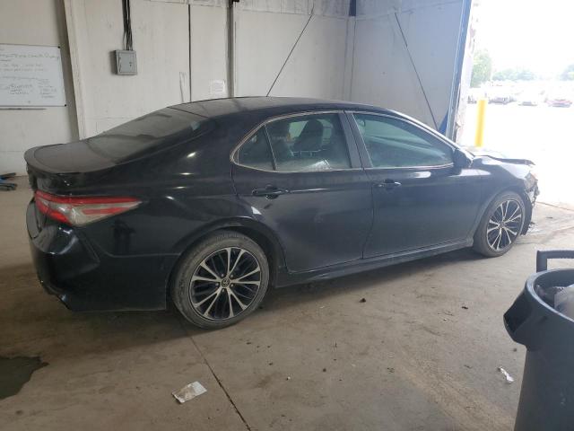 4T1B11HK7JU589412 - 2018 TOYOTA CAMRY L 黑色 照片 3
