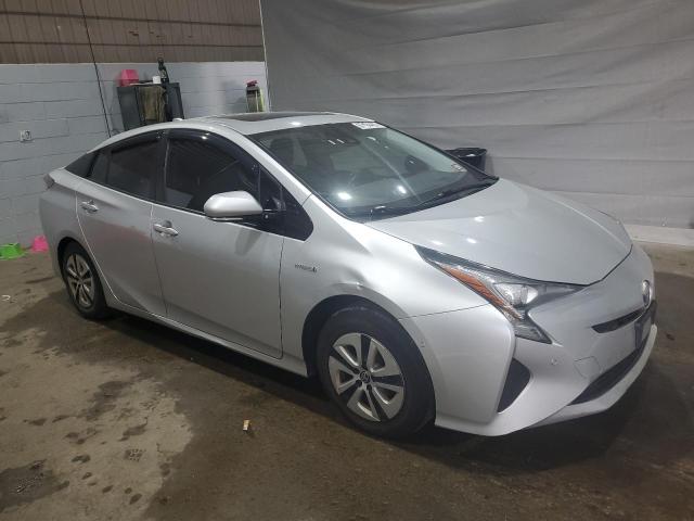 JTDKARFU3J3057426 - 2018 TOYOTA PRIUS 银色 照片 4
