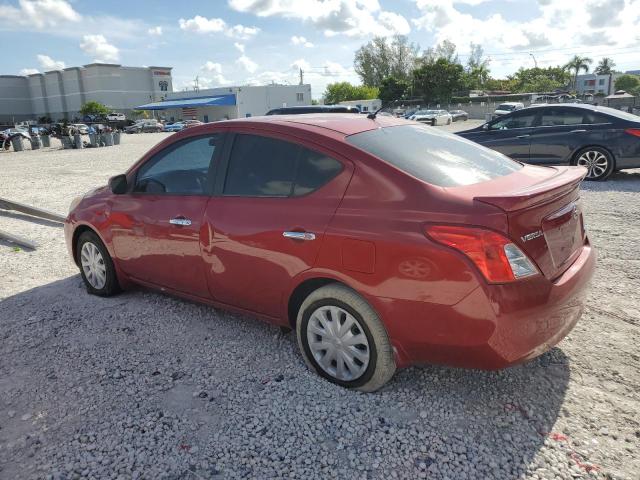3N1CN7APXDL821279 - 2013 NISSAN VERSA S RED photo 2