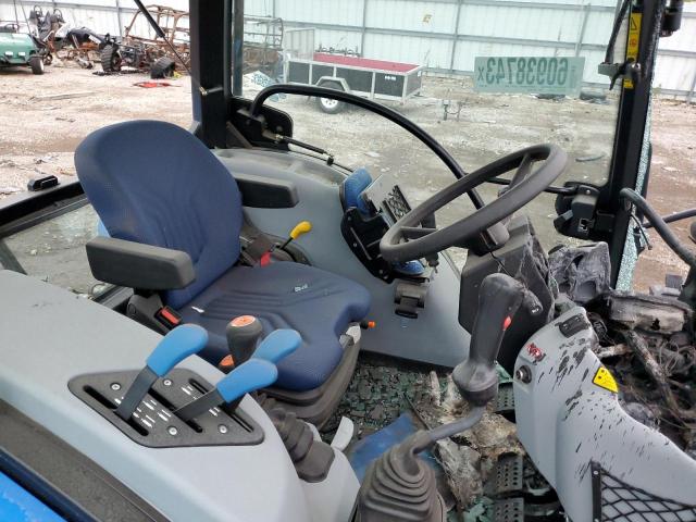 ELRT4575CMAX02216 - 2021 NLFZ TRACTOR BLUE photo 5