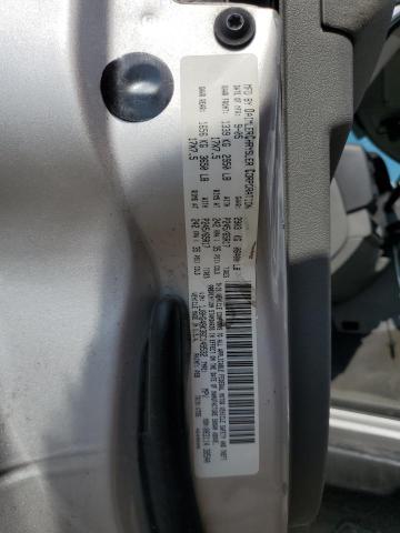 1J8HG48K36C149532 - 2006 JEEP COMMANDER SILVER photo 13