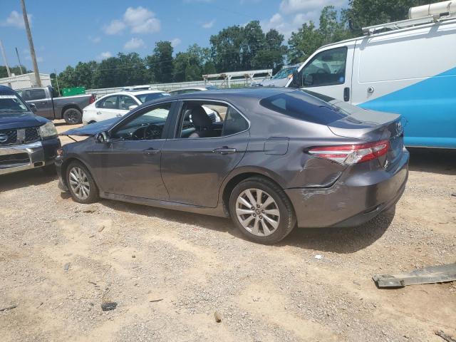 4T1B11HK3JU032786 - 2018 TOYOTA CAMRY L 灰色 照片 2
