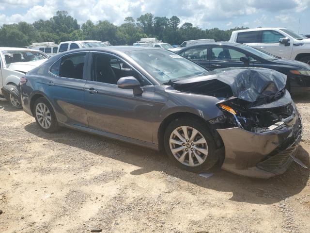 4T1B11HK3JU032786 - 2018 TOYOTA CAMRY L 灰色 照片 4