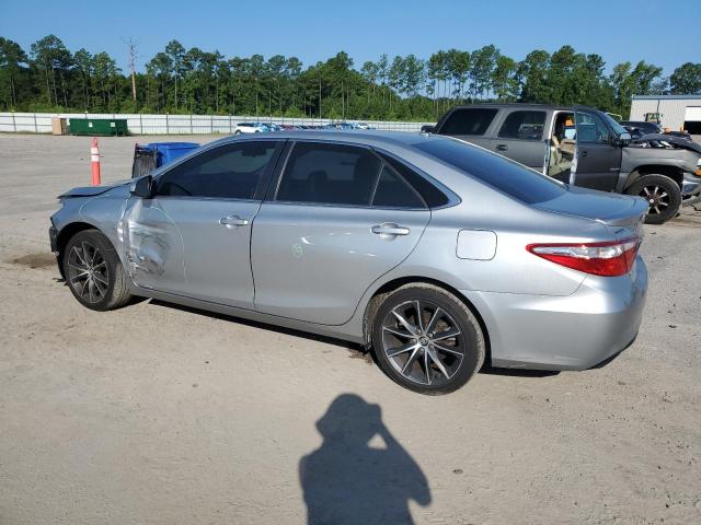 4T1BF1FK5HU350438 - 2017 TOYOTA CAMRY LE SILVER photo 2