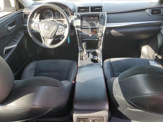 4T1BF1FK5HU350438 - 2017 TOYOTA CAMRY LE SILVER photo 8