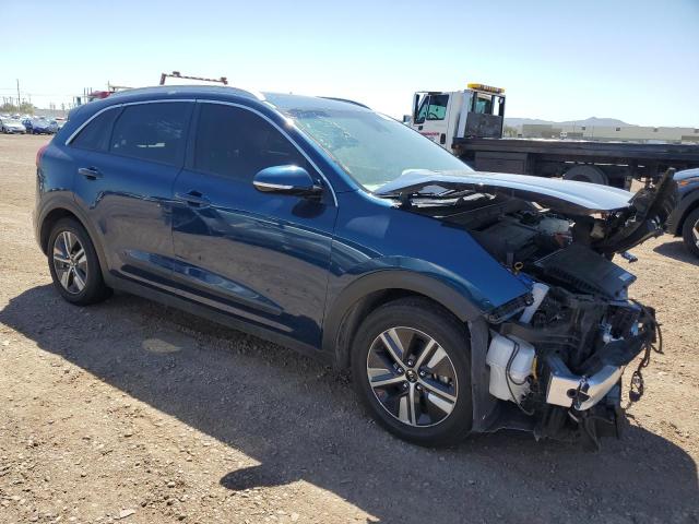 KNDCE3LC1L5374355 - 2020 KIA NIRO EX PREMIUM BLUE photo 4