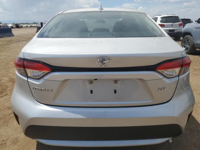 5YFEPMAE9MP230120 - 2021 TOYOTA COROLLA LE ვერცხლისფერი ფოტო 6