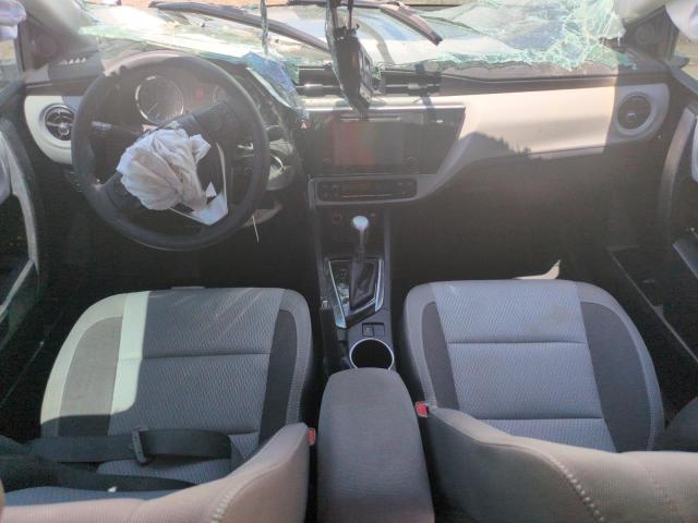 2T1BURHE8HC868959 - 2017 TOYOTA COROLLA L 银色 照片 8