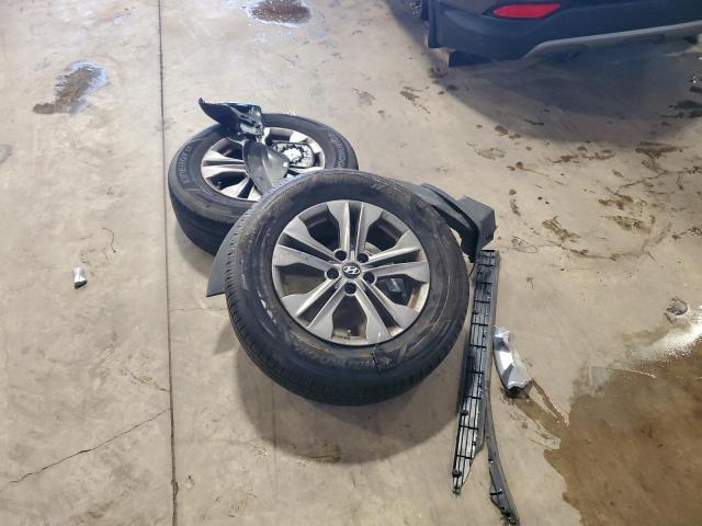 5XYZUDLB9EG204507 - 2014 HYUNDAI SANTA FE S GRAY photo 13