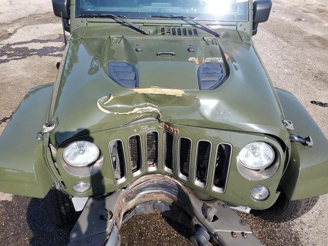 1C4BJWEG0GL293034 - 2016 JEEP WRANGLER U SAHARA GREEN photo 11
