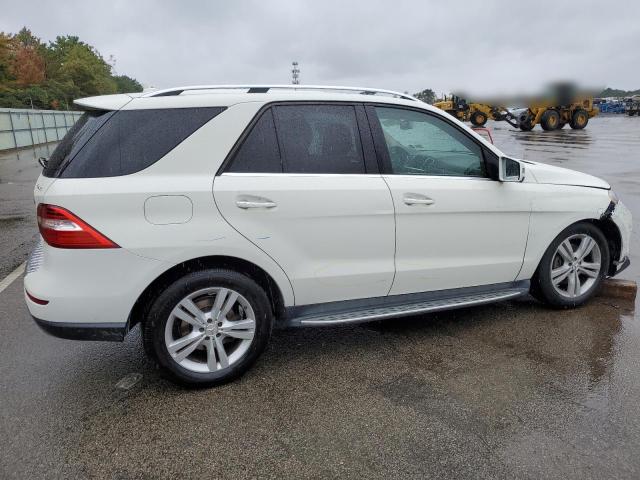 4JGDA5HB7DA149261 - 2013 MERCEDES-BENZ ML 350 4MATIC WHITE photo 3