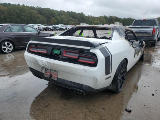 2C3CDZFJXFH716001 - 2015 DODGE CHALLENGER R/T SCAT PACK WHITE photo 4