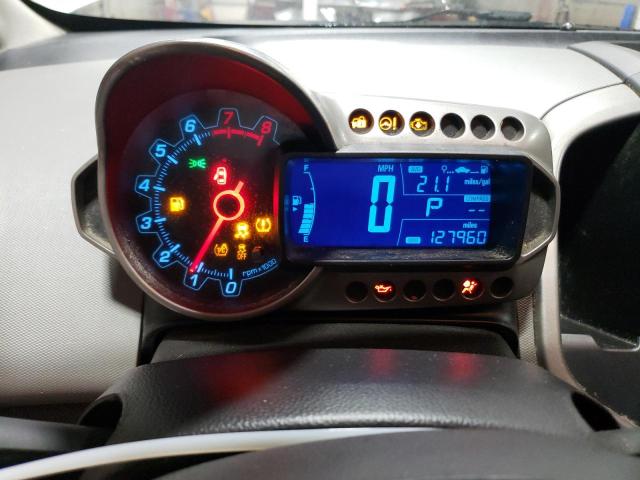 1G1JA6SH2G4175398 - 2016 CHEVROLET SONIC LS თეთრი ფოტო 9