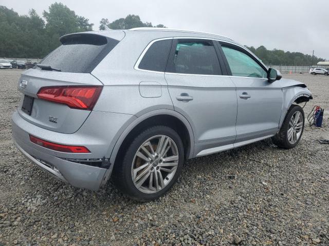 WA1BNAFY2J2103255 - 2018 AUDI Q5 PREMIUM PLUS SILVER photo 3