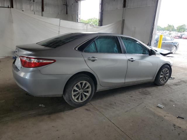 4T1BF1FK4GU203834 - 2016 TOYOTA CAMRY LE SILVER photo 3