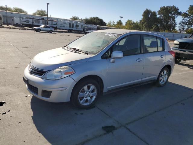 3N1BC1CP4CK265986 - 2012 NISSAN VERSA S SILVER photo 1