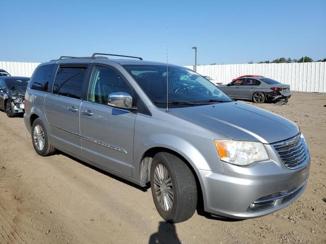 2C4RC1CG3DR662647 - 2013 CHRYSLER TOWN & COU TOURING L SILVER photo 4