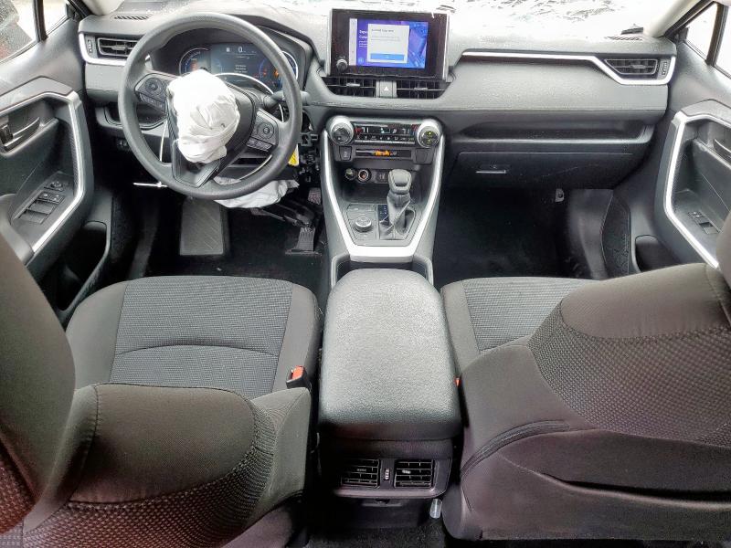 4T3MWRFV9RU152861 - 2024 TOYOTA RAV4 LE ORANGE photo 8