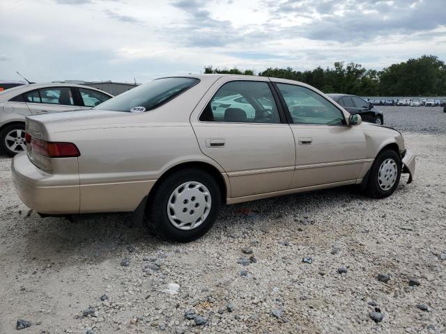 4T1BG22K4WU255391 - 1998 TOYOTA CAMRY CE TAN photo 3