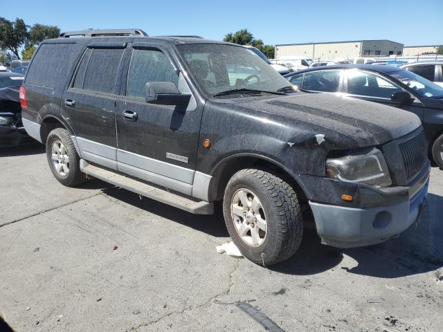 1FMFU16597LA36720 - 2007 FORD EXPEDITION XLT BLACK photo 4