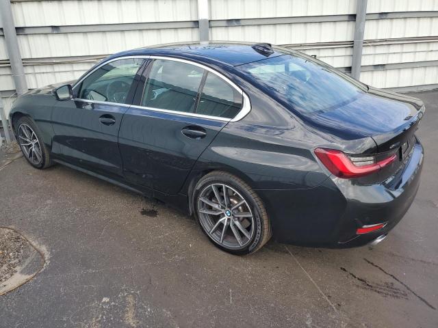 3MW5R7J09N8C72494 - 2022 BMW 330XI BLACK photo 2