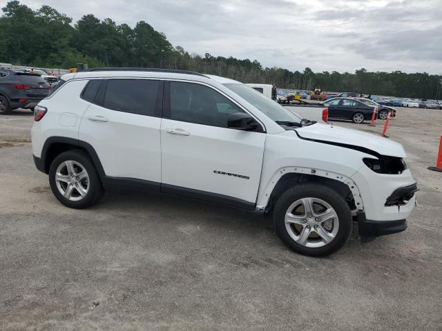3C4NJDBNXPT549589 - 2023 JEEP COMPASS LATITUDE Ақ фото 4