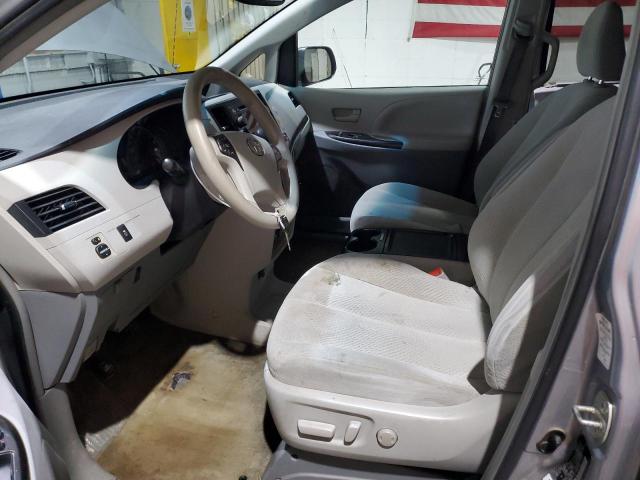 5TDKK3DCXCS211426 - 2012 TOYOTA SIENNA LE فضي صورة 7
