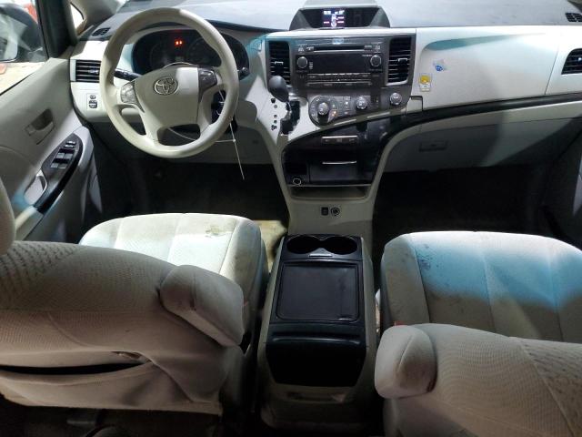 5TDKK3DCXCS211426 - 2012 TOYOTA SIENNA LE فضي صورة 8