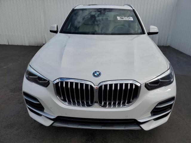 5UXTA6C0XN9M37014 - 2022 BMW X5 XDRIVE45E WHITE photo 5