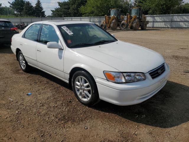 4T1BF28K11U958174 - 2001 TOYOTA CAMRY LE WHITE photo 4