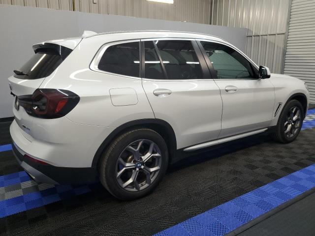 5UX53DP09N9L69922 - 2022 BMW X3 XDRIVE30I WHITE photo 3