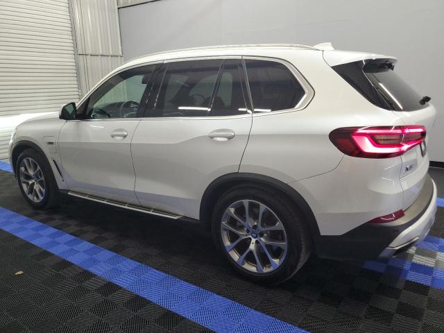 5UXTA6C02N9M91309 - 2022 BMW X5 XDRIVE45E WHITE photo 2