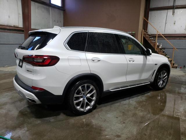 5UXTA6C07N9N01607 - 2022 BMW X5 XDRIVE45E WHITE photo 3