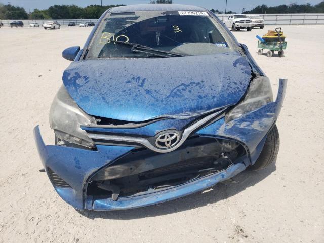 VNKKTUD31HA076285 - 2017 TOYOTA YARIS L BLUE photo 5