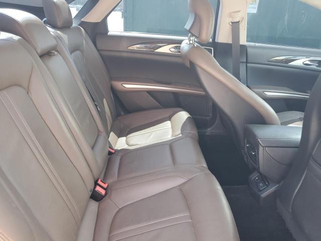 3LN6L2LU1DR813912 - 2013 LINCOLN MKZ HYBRID თეთრი ფოტო 10