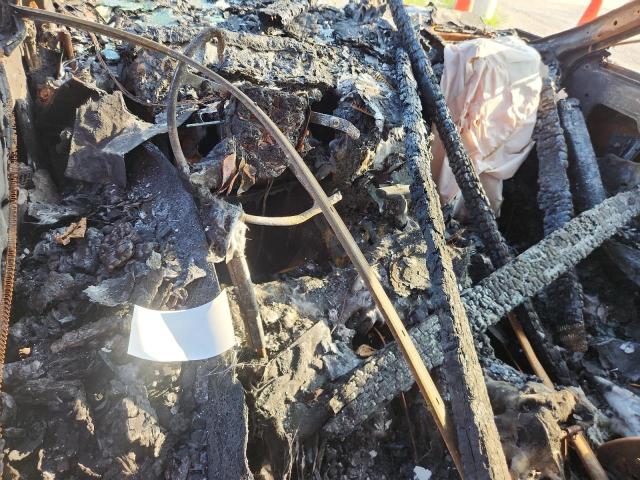 2B3LJ74W18H290873 - 2008 DODGE CHALLENGER SRT-8 Այրված լուսանկար 8